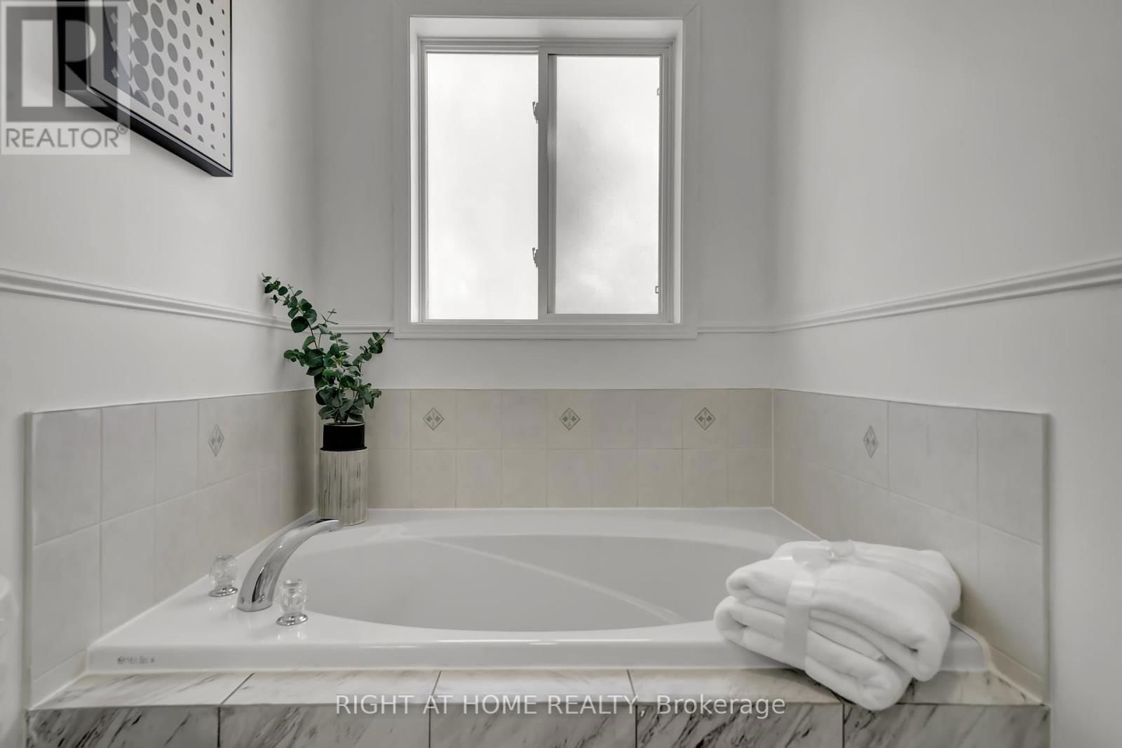 6 BEADLE DRIVE Image 20