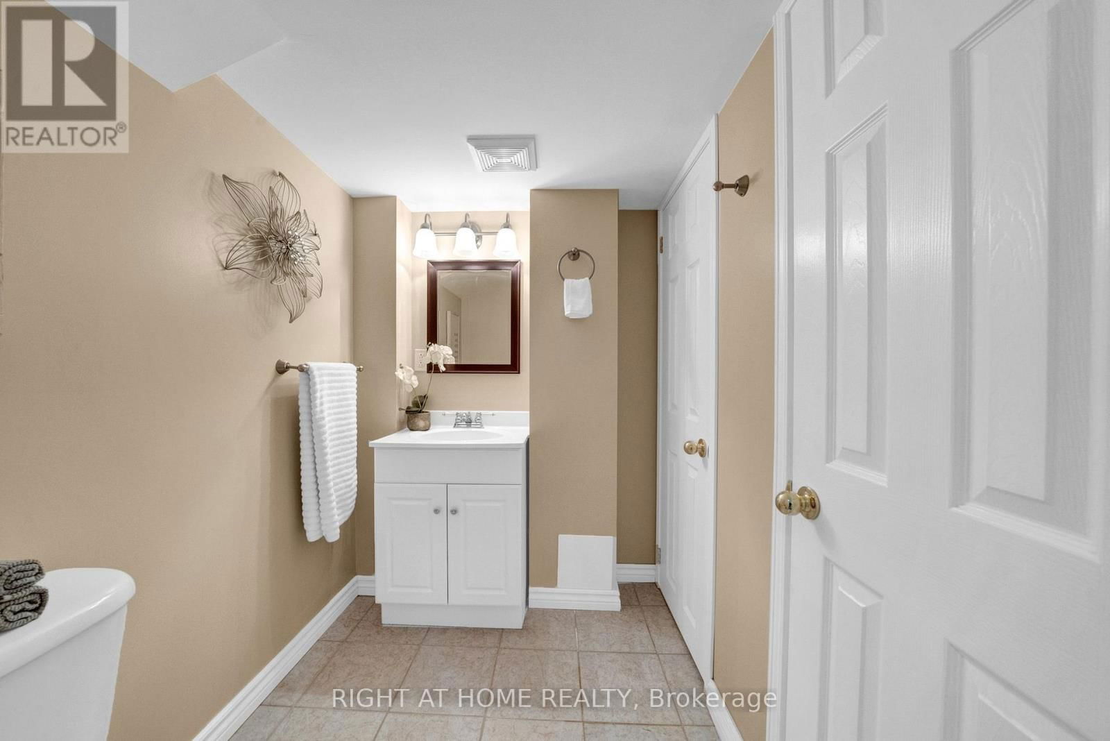 6 BEADLE DRIVE Image 32