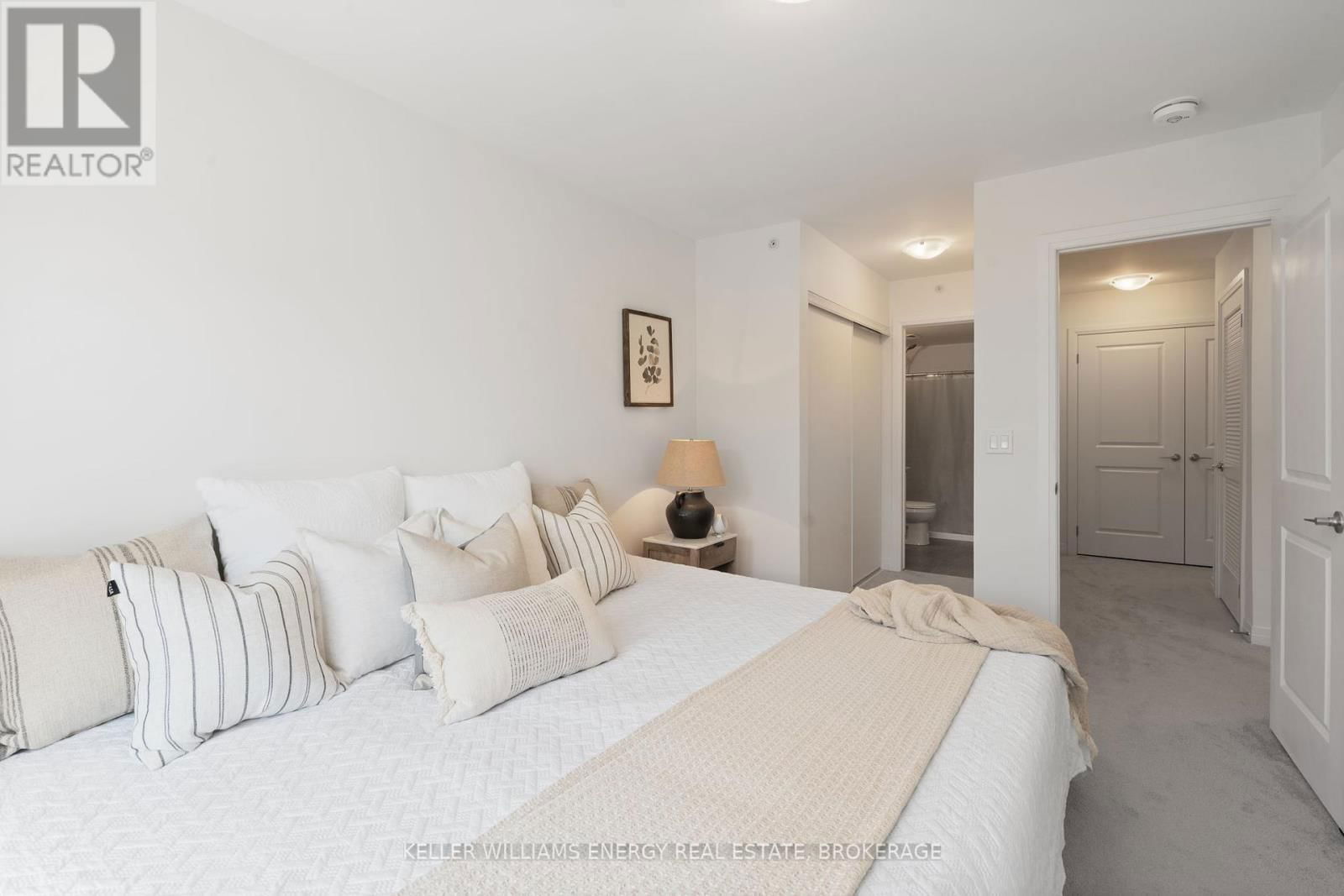 202 - 2635 WILLIAM JACKSON DRIVE Image 20