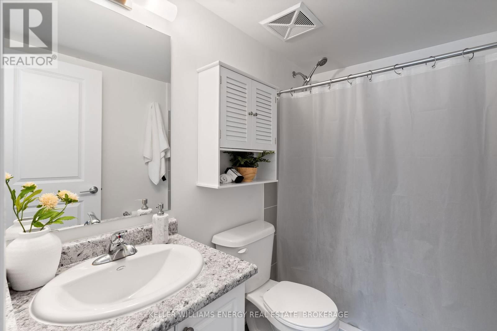 202 - 2635 WILLIAM JACKSON DRIVE Image 21
