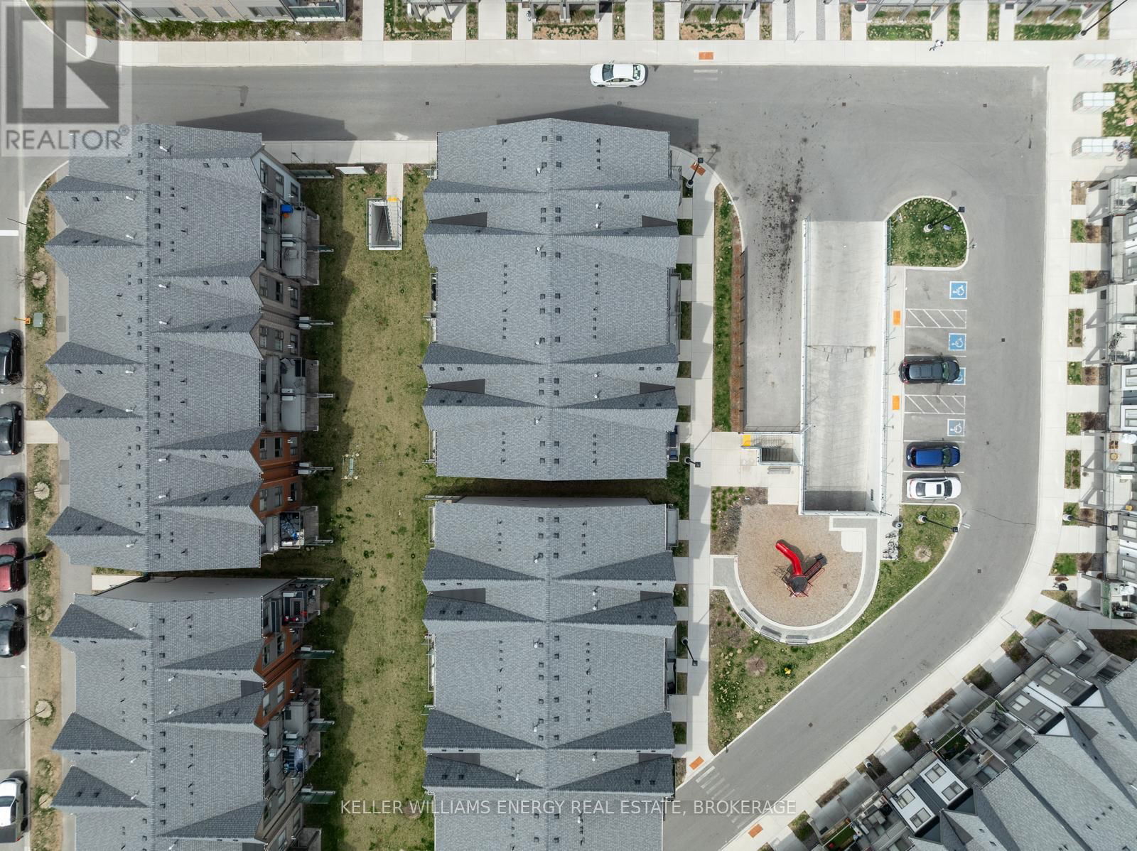 202 - 2635 WILLIAM JACKSON DRIVE Image 36