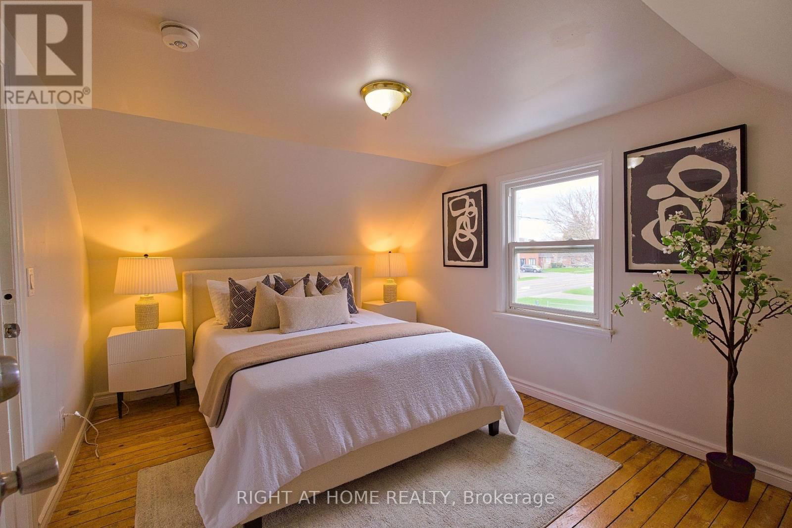 1275 SIMCOE STREET SOUTH Image 10