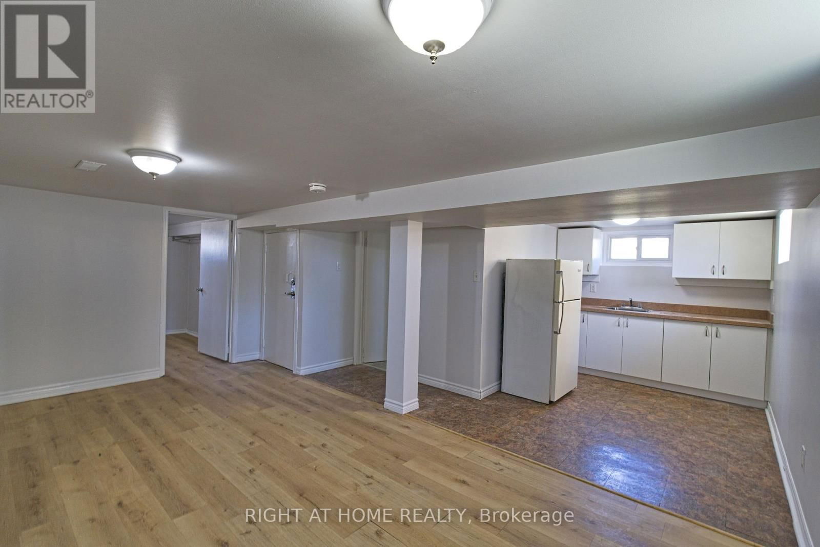 1275 SIMCOE STREET SOUTH Image 15