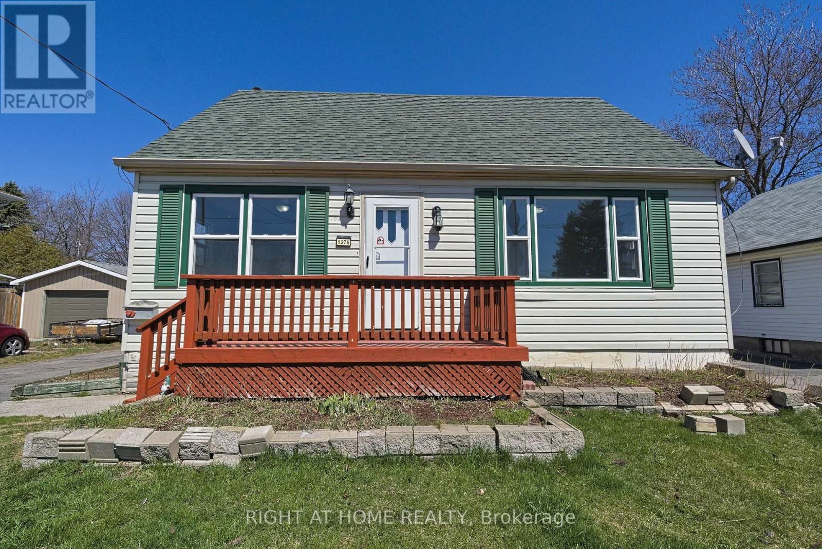 1275 SIMCOE STREET SOUTH Image 23