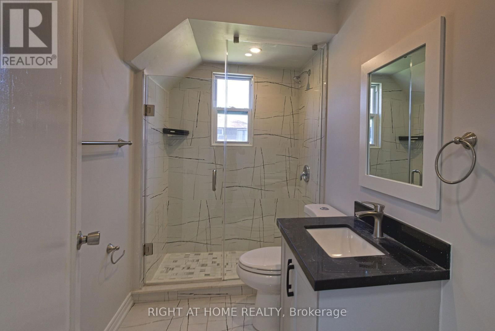 1275 SIMCOE STREET SOUTH Image 6