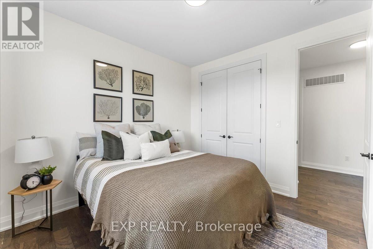 79 CHARLES TILLEY CRESCENT Image 32