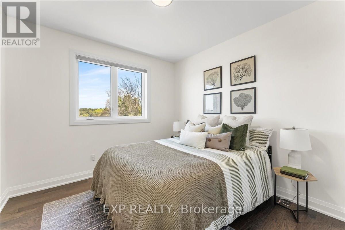 79 CHARLES TILLEY CRESCENT Image 33