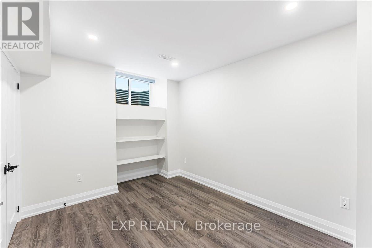 79 CHARLES TILLEY CRESCENT Image 40