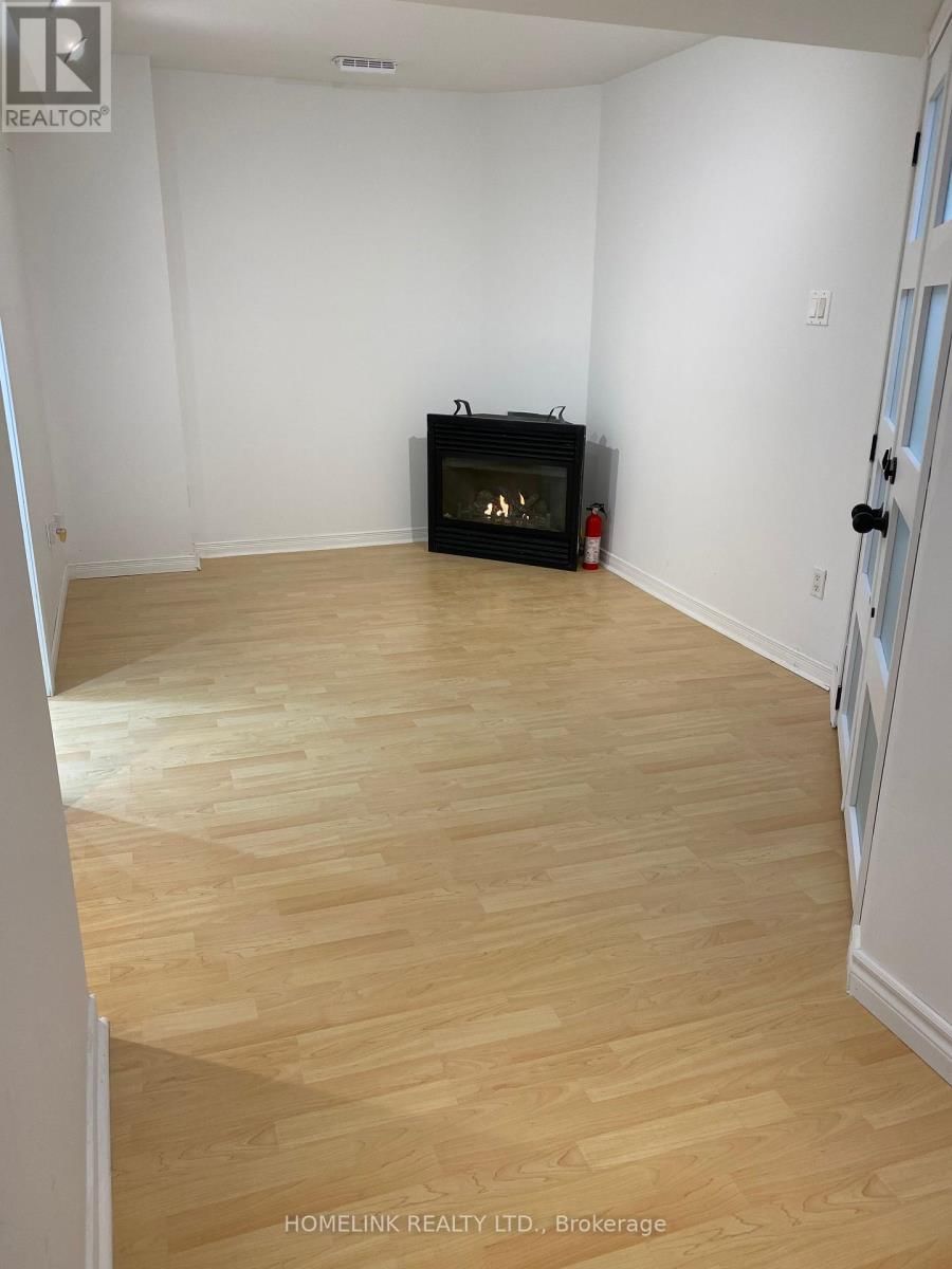 1115 SILVERFOX COURT Image 13