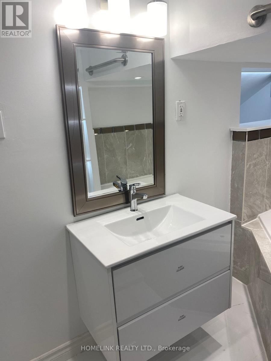 1115 SILVERFOX COURT Image 17