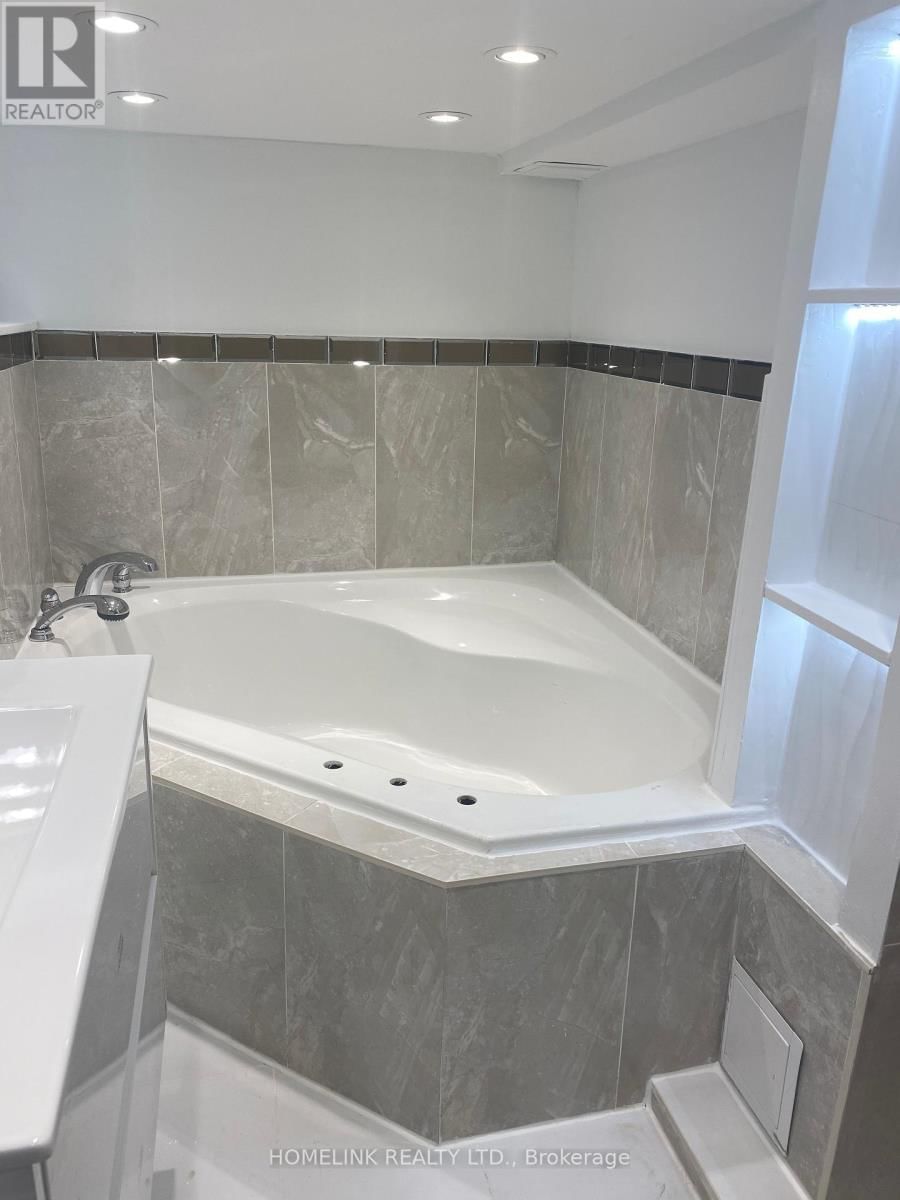 1115 SILVERFOX COURT Image 18