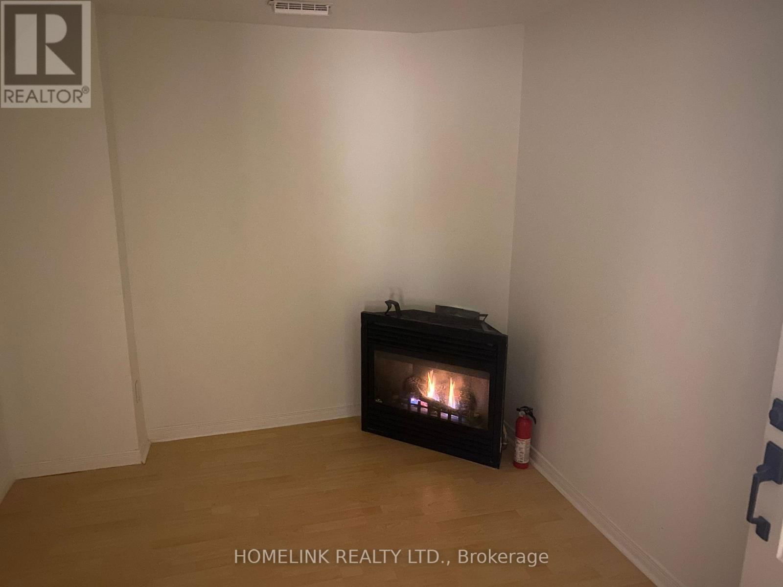 1115 SILVERFOX COURT Image 23