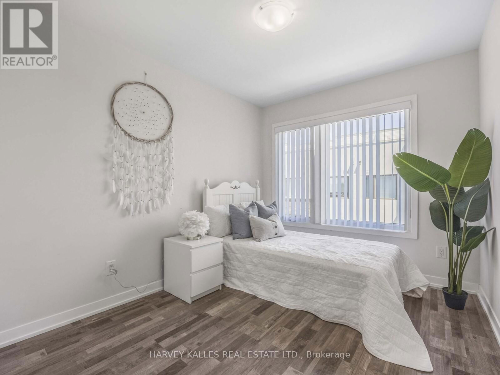 404 - 1460 WHITES ROAD Image 14