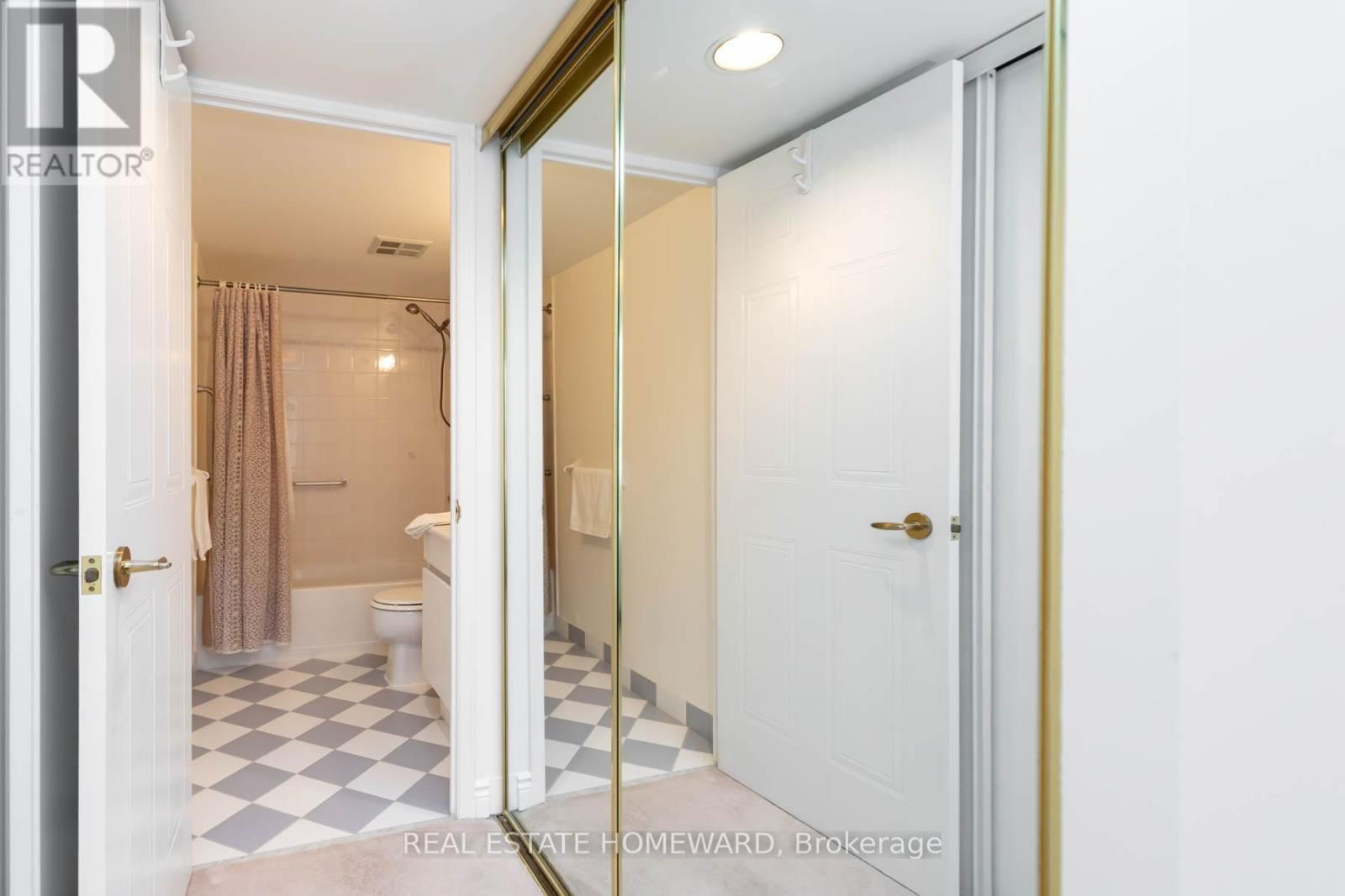 409 - 1093 KINGSTON RD AVENUE Image 16