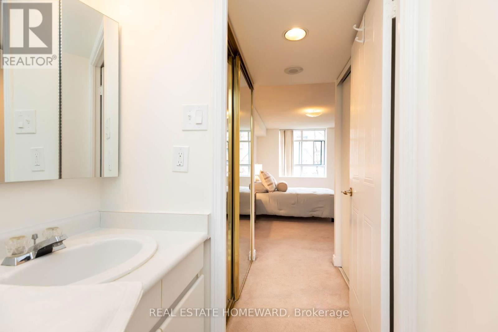 409 - 1093 KINGSTON RD AVENUE Image 18