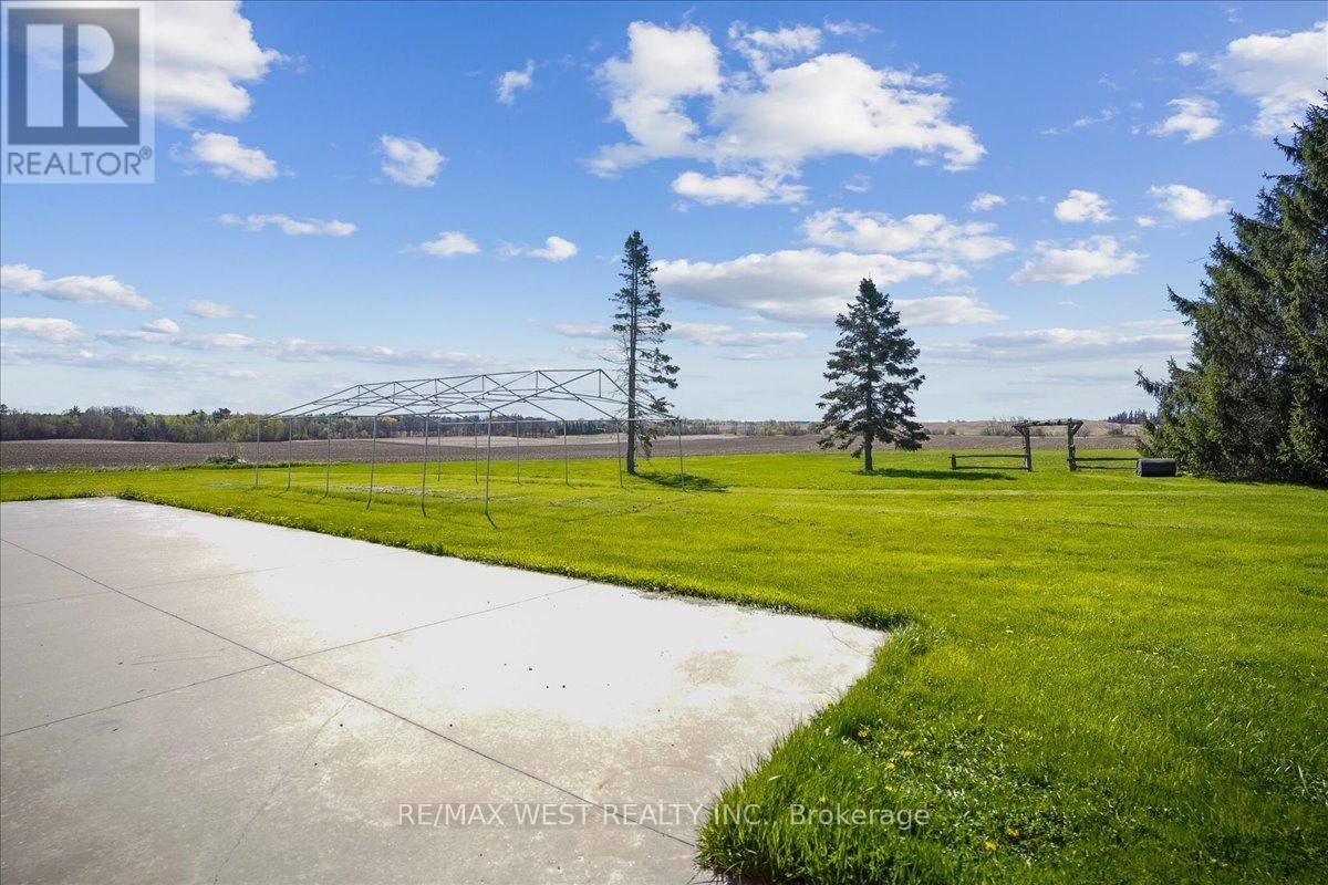 Barn - 2885 ALTONA ROAD Image 6