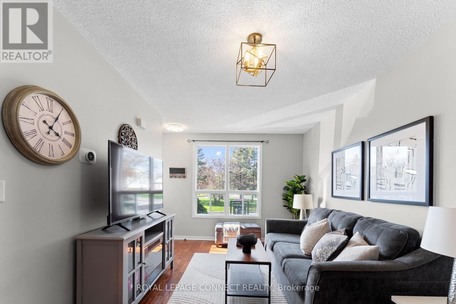 421 POMPANO COURT Image 2