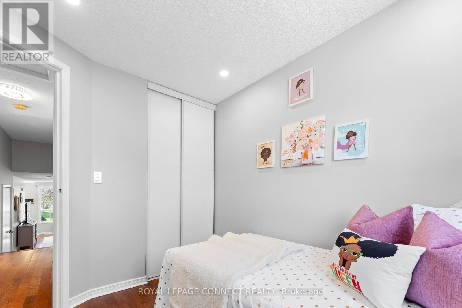 421 POMPANO COURT Image 23