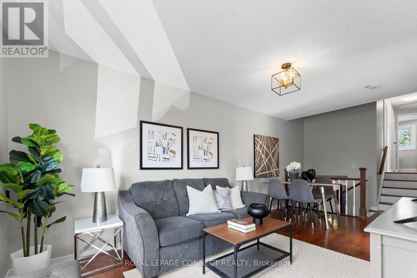 421 POMPANO COURT Image 3