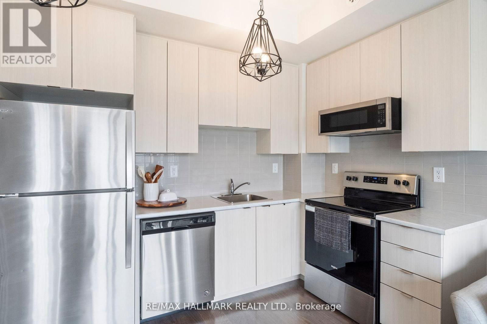 305 - 5155 SHEPPARD AVENUE EAST Image 12