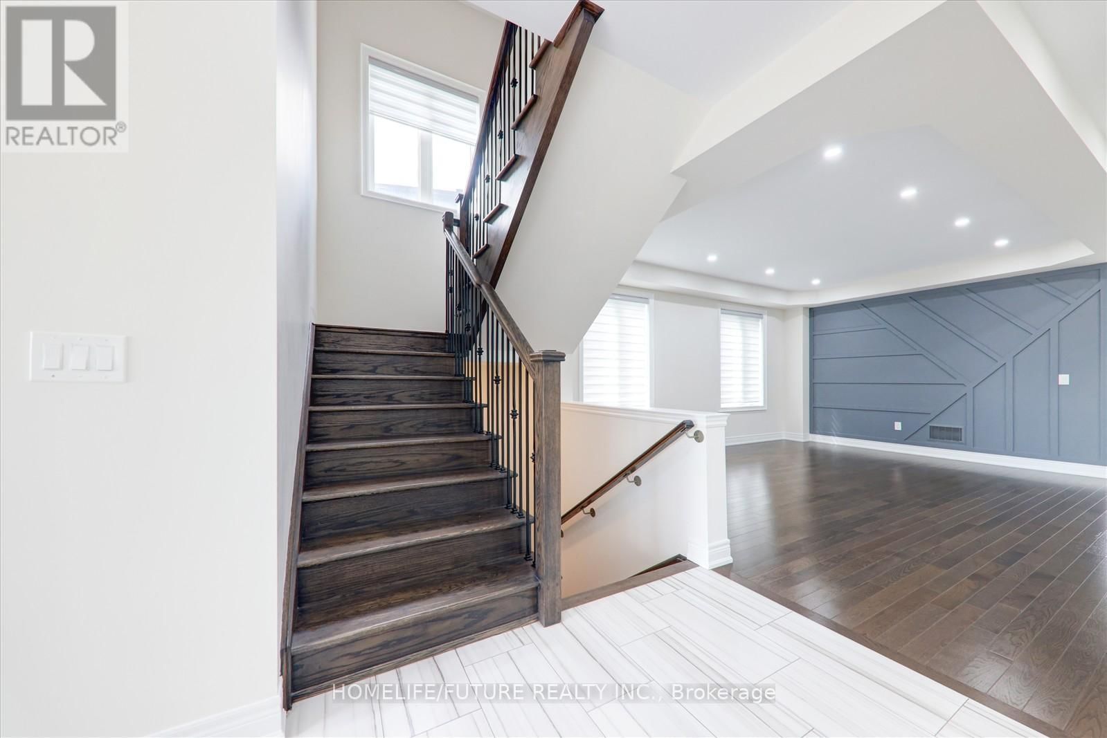 2682 SAPPHIRE DRIVE Image 14