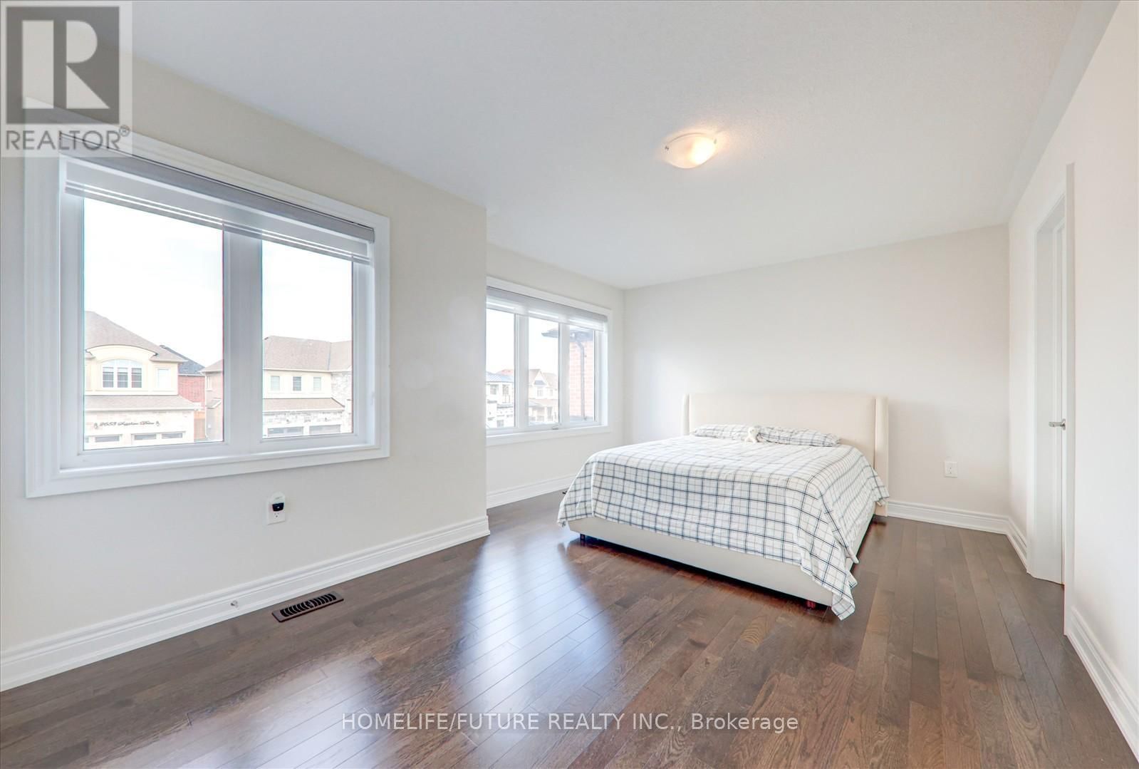 2682 SAPPHIRE DRIVE Image 19