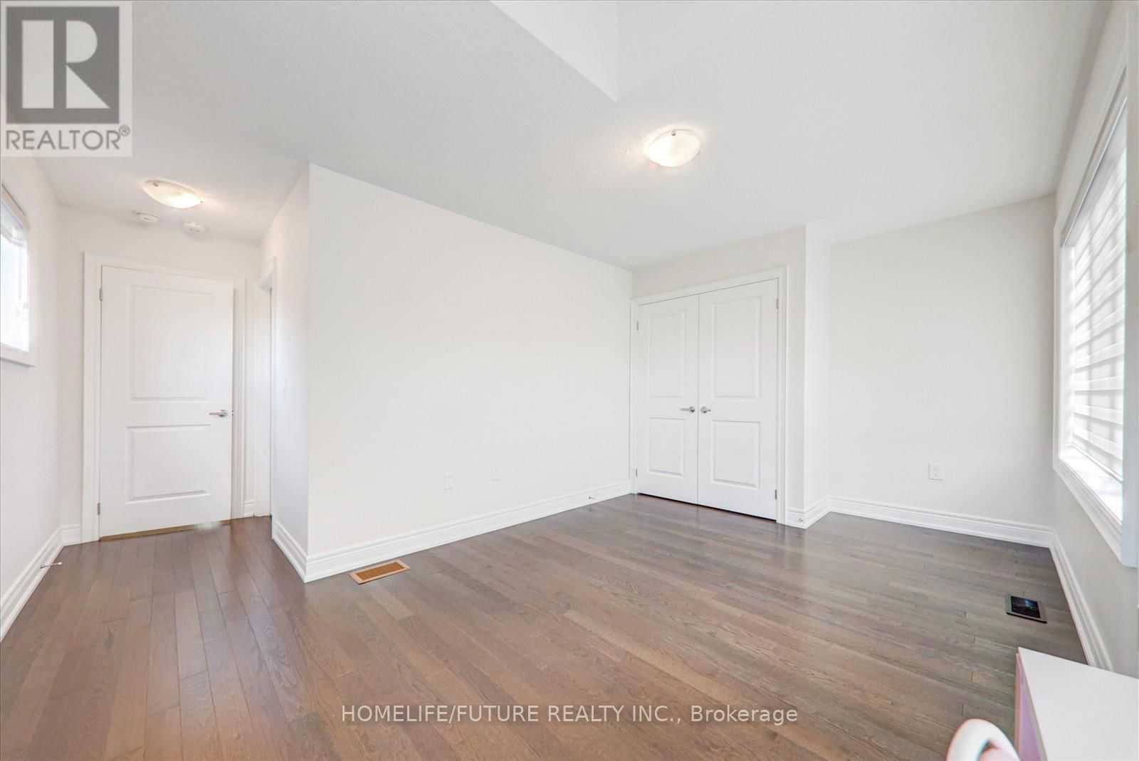 2682 SAPPHIRE DRIVE Image 23