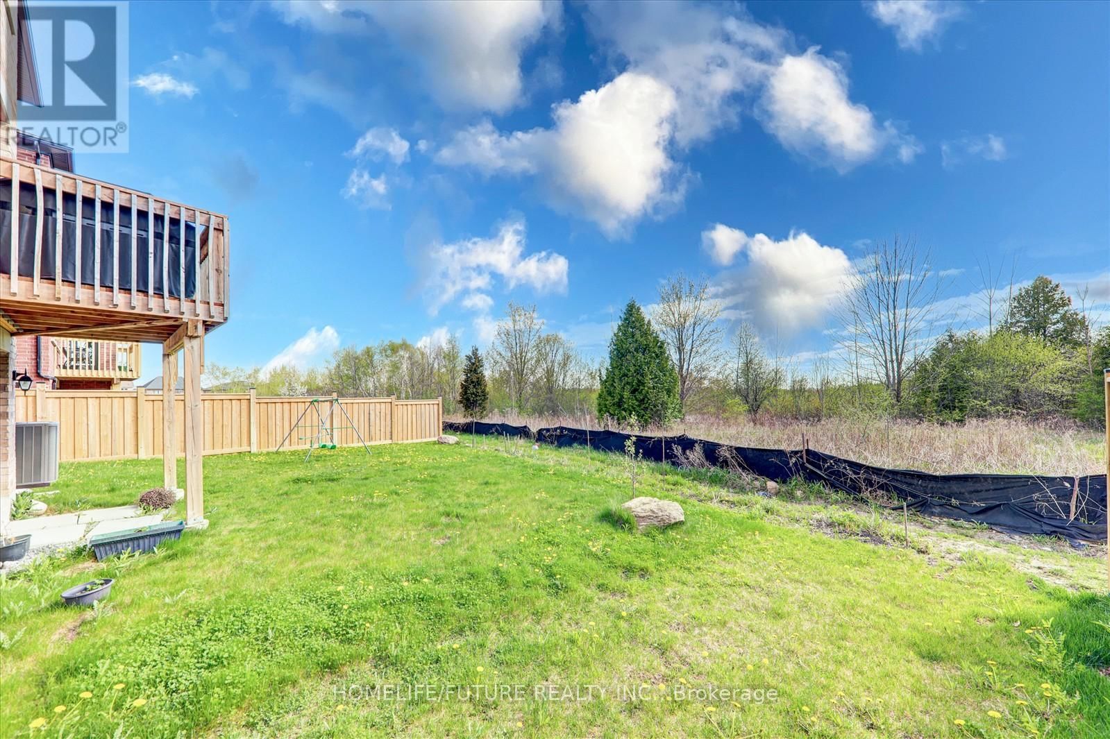 2682 SAPPHIRE DRIVE Image 24