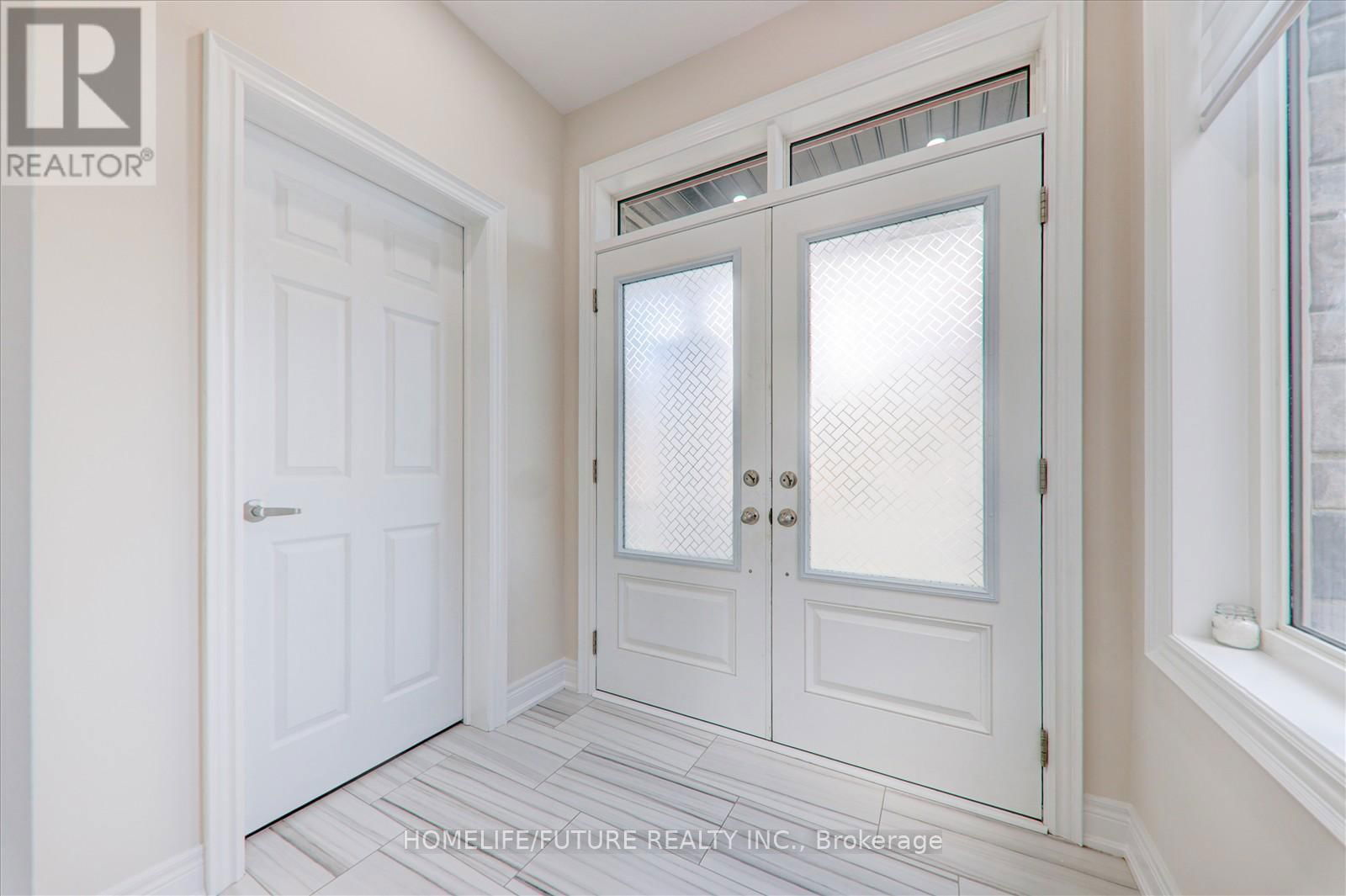 2682 SAPPHIRE DRIVE Image 4
