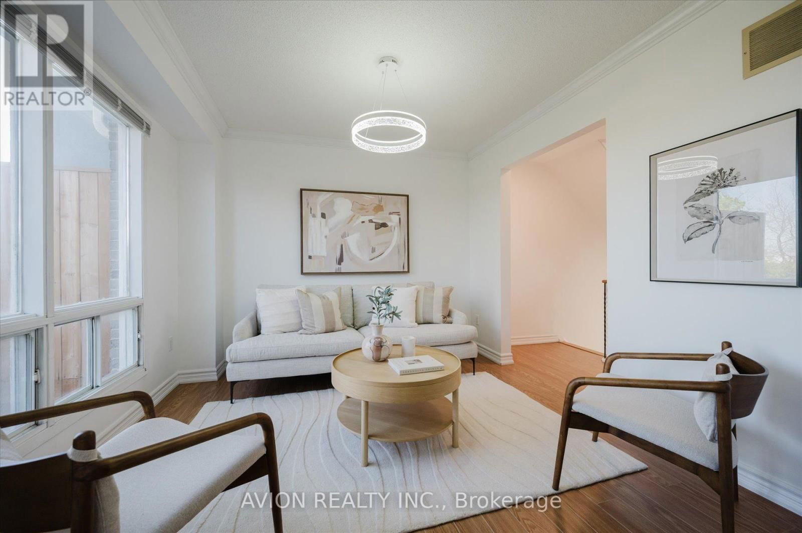16 GLENCOYNE CRESCENT Image 5