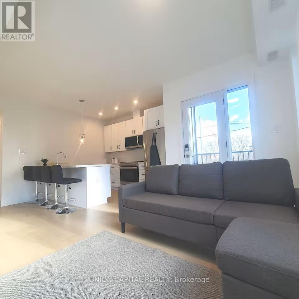 3 - 45 NORWOOD TERRACE Image 6
