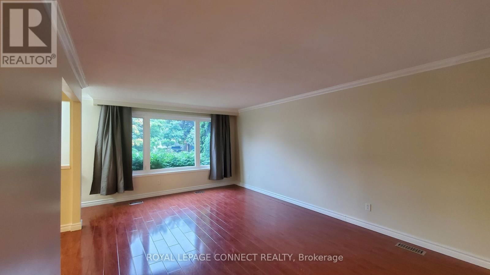 1206 WAKEFIELD CRESCENT Image 11