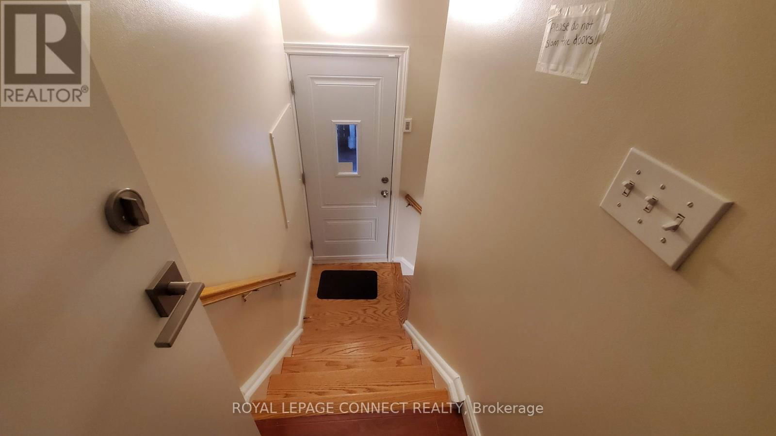 1206 WAKEFIELD CRESCENT Image 19