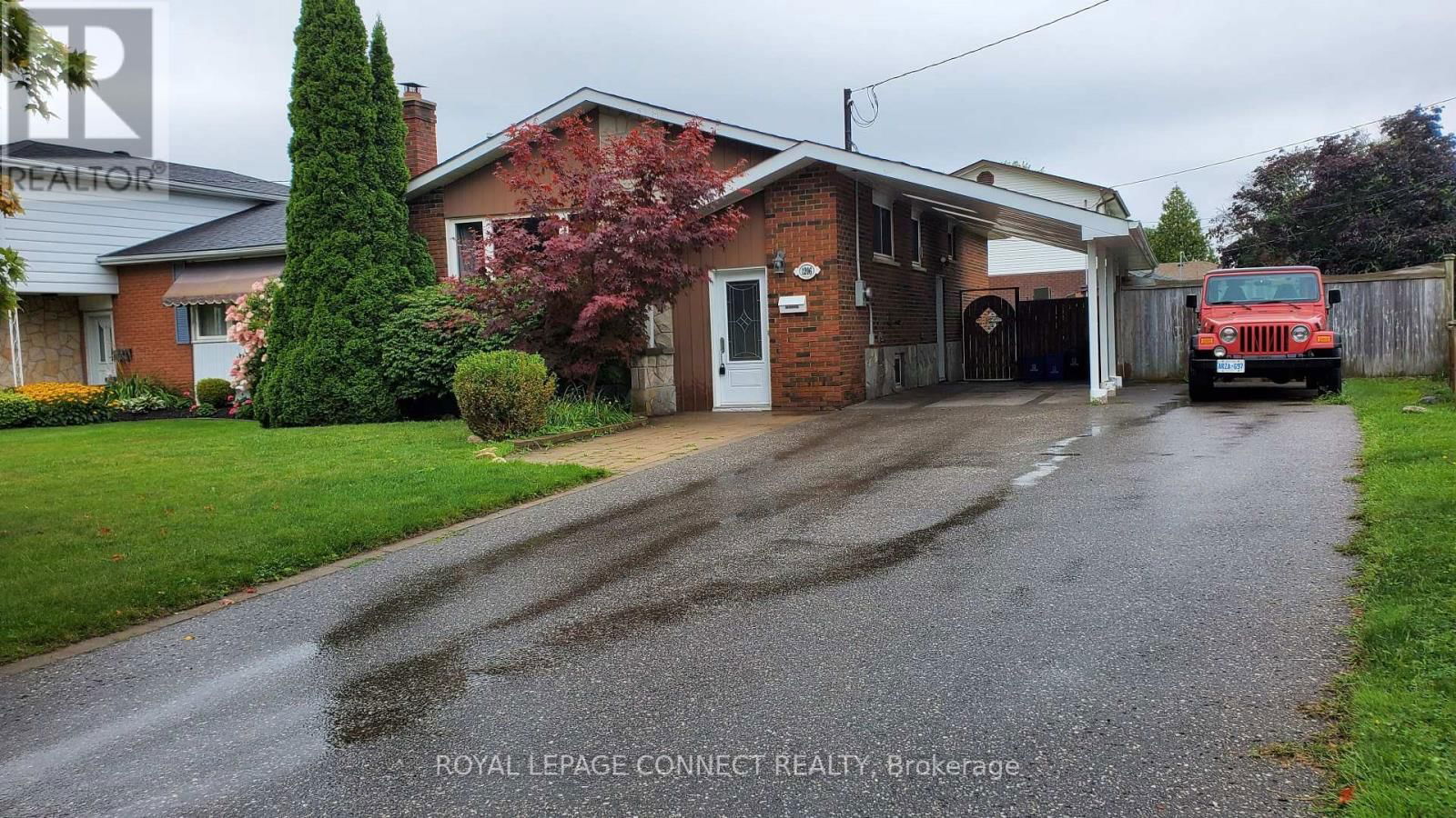 1206 WAKEFIELD CRESCENT Image 2