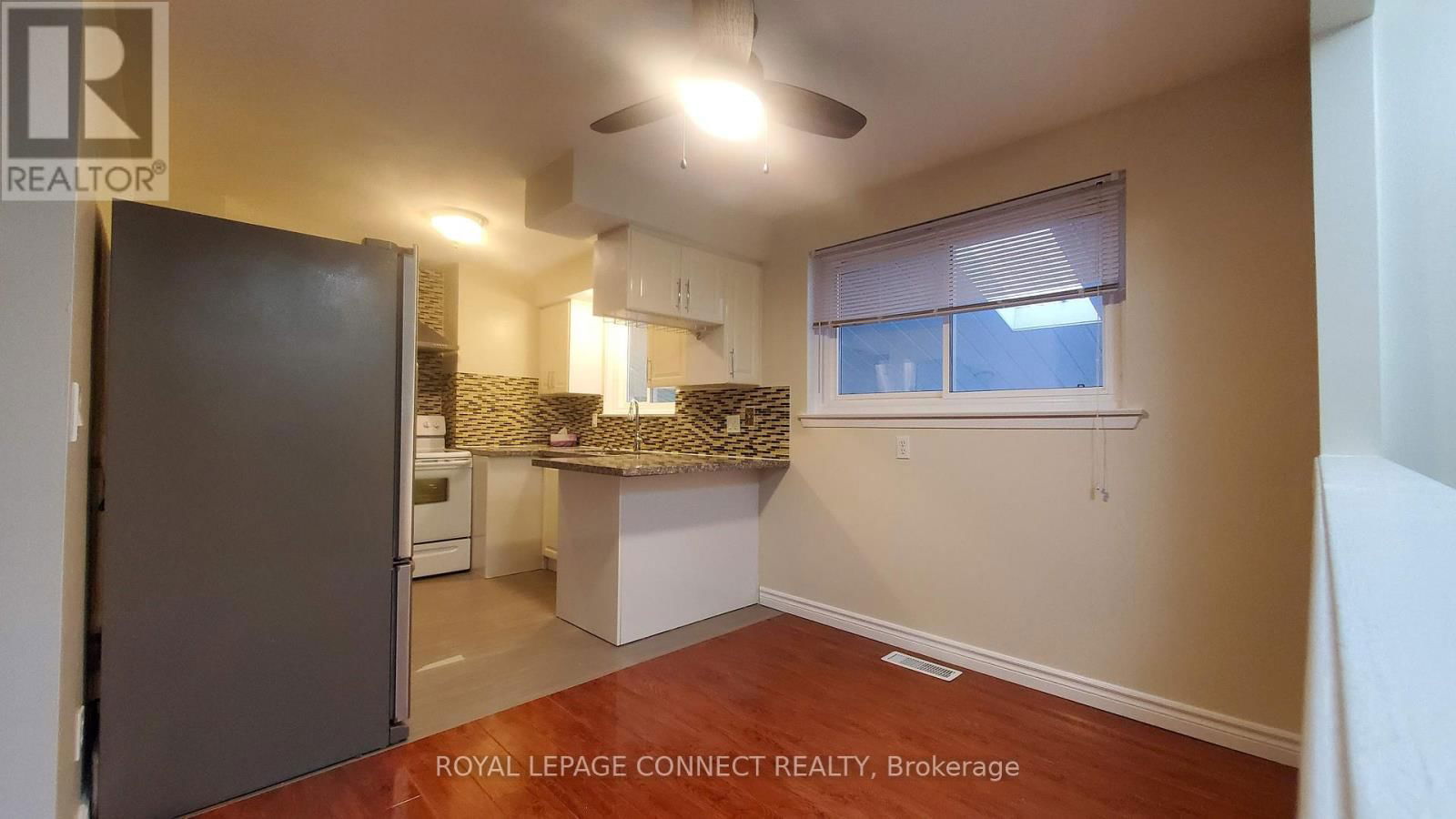 1206 WAKEFIELD CRESCENT Image 3