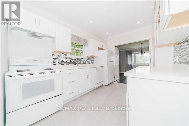 93 BEATRICE STREET WEST Image 2