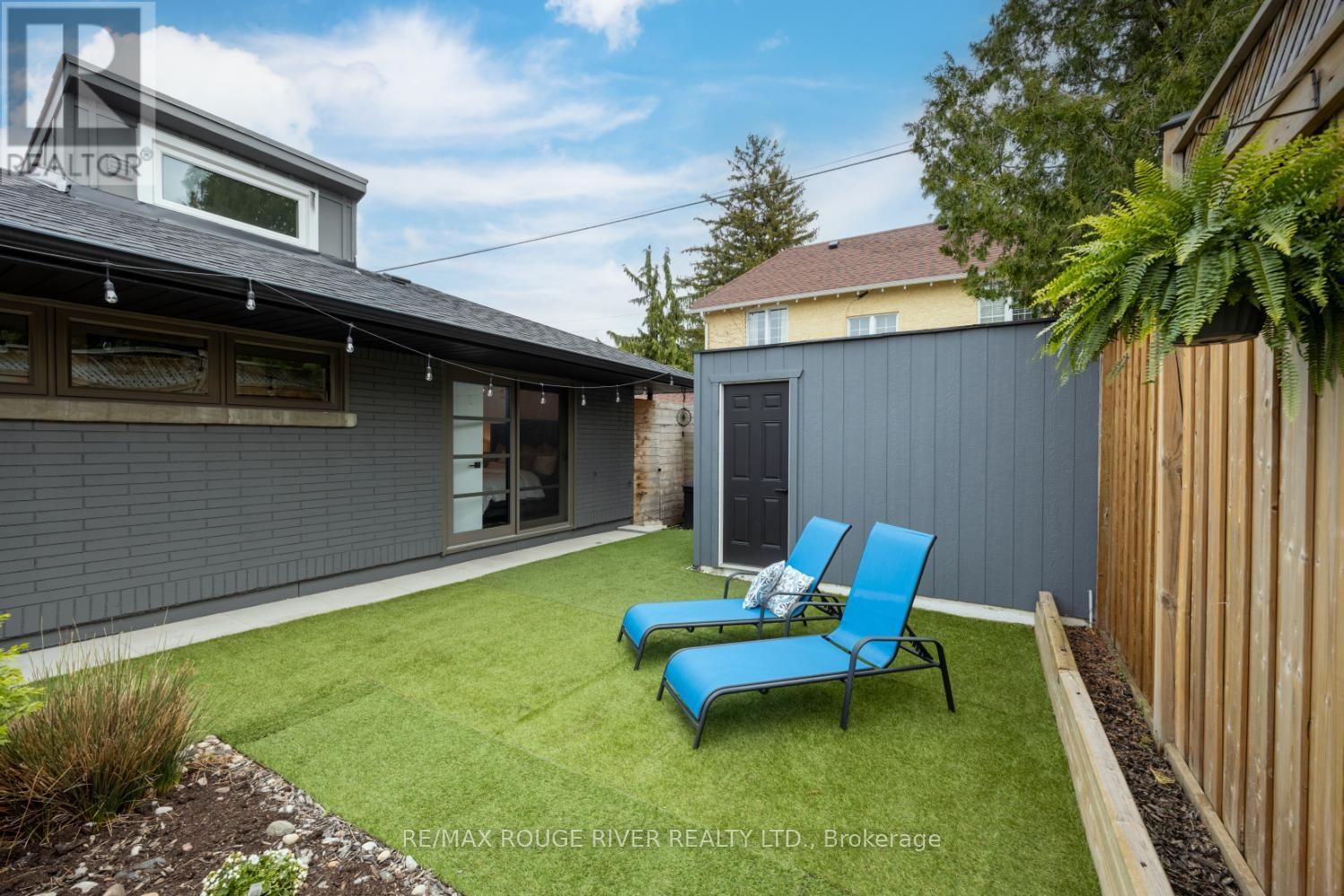 693 CARNEGIE AVENUE Image 41