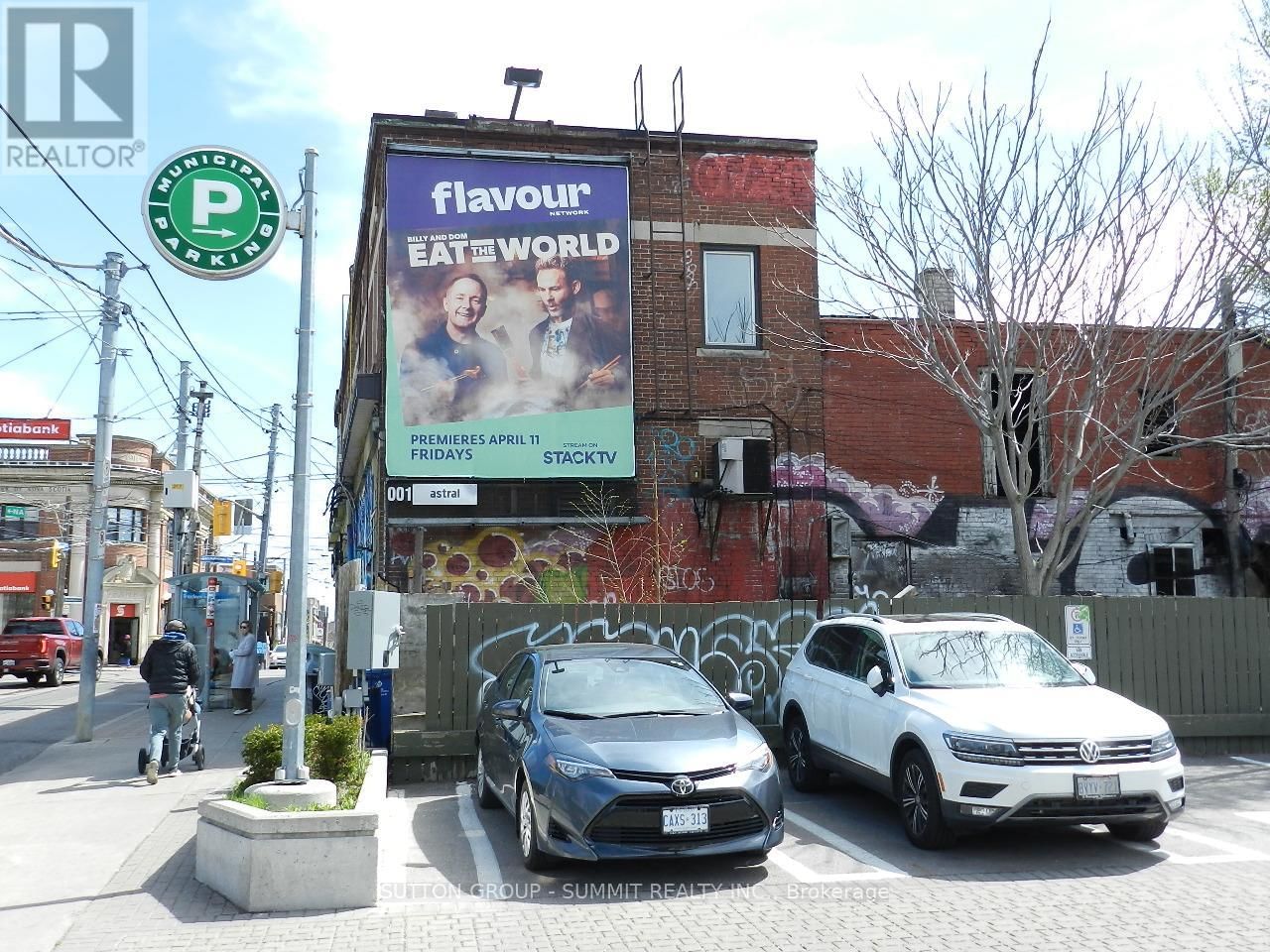 201 - 577 GERRARD STREET EAST Image 10