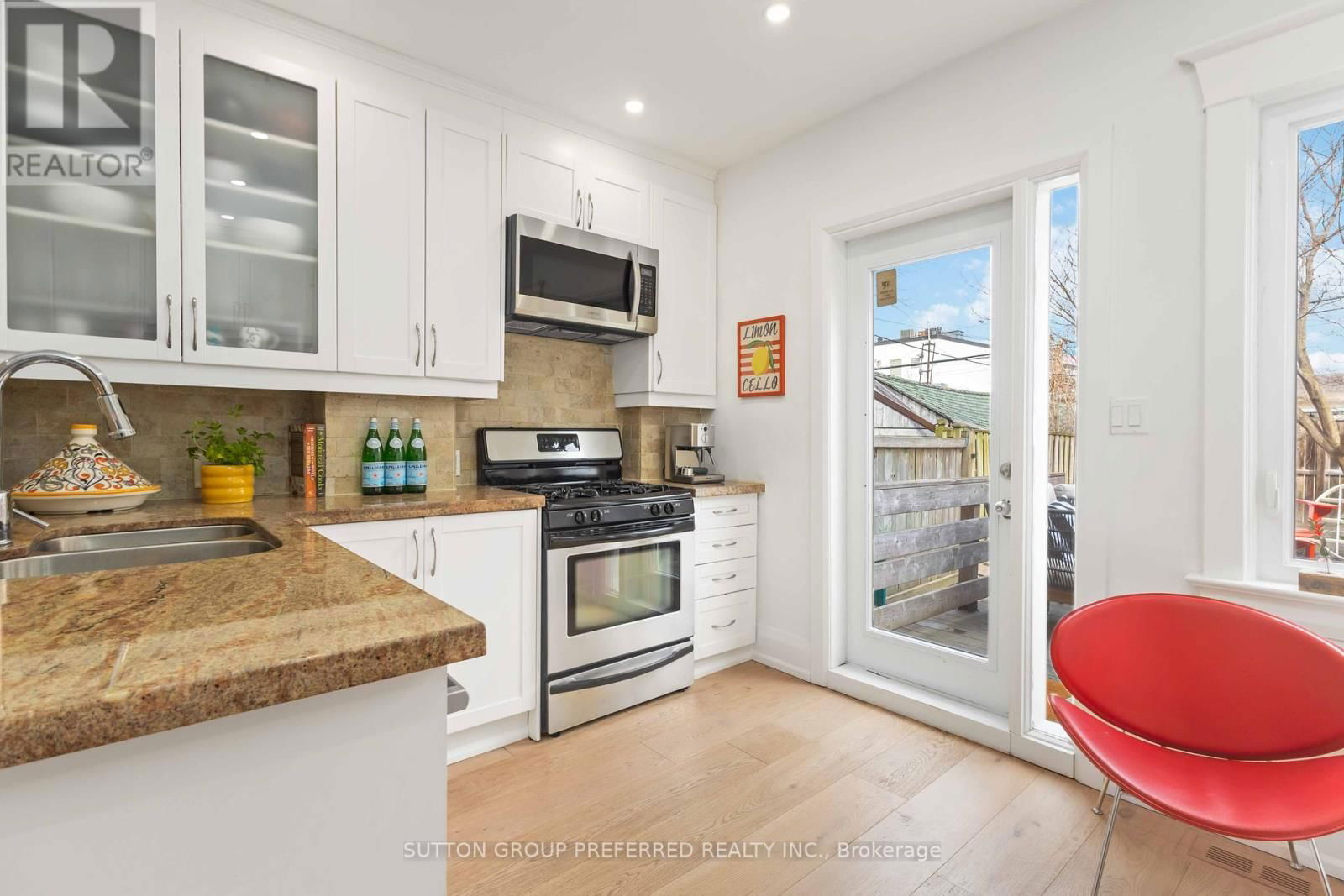 42 CHATHAM AVENUE Image 12