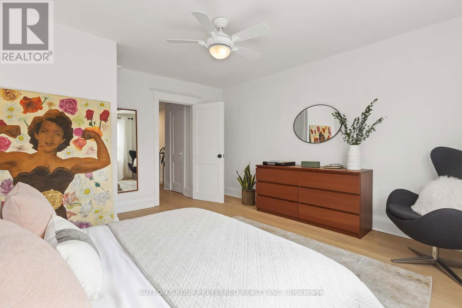 42 CHATHAM AVENUE Image 19