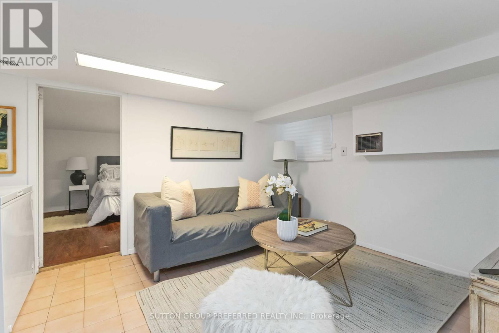 42 CHATHAM AVENUE Image 24