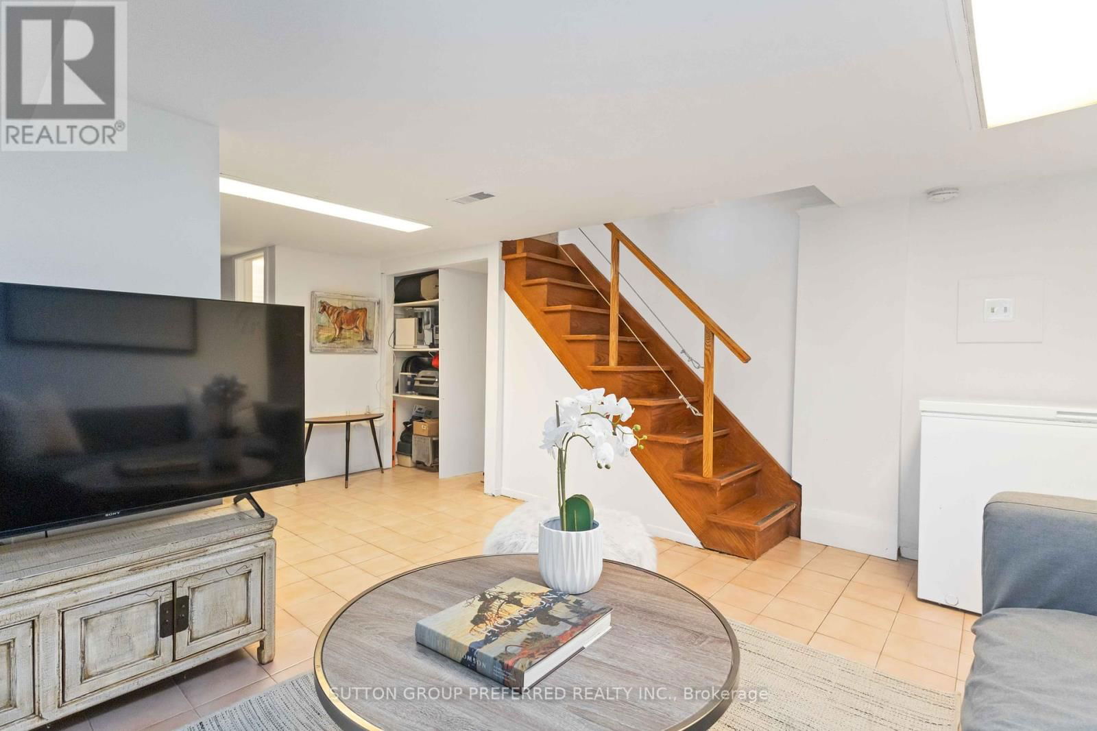 42 CHATHAM AVENUE Image 28