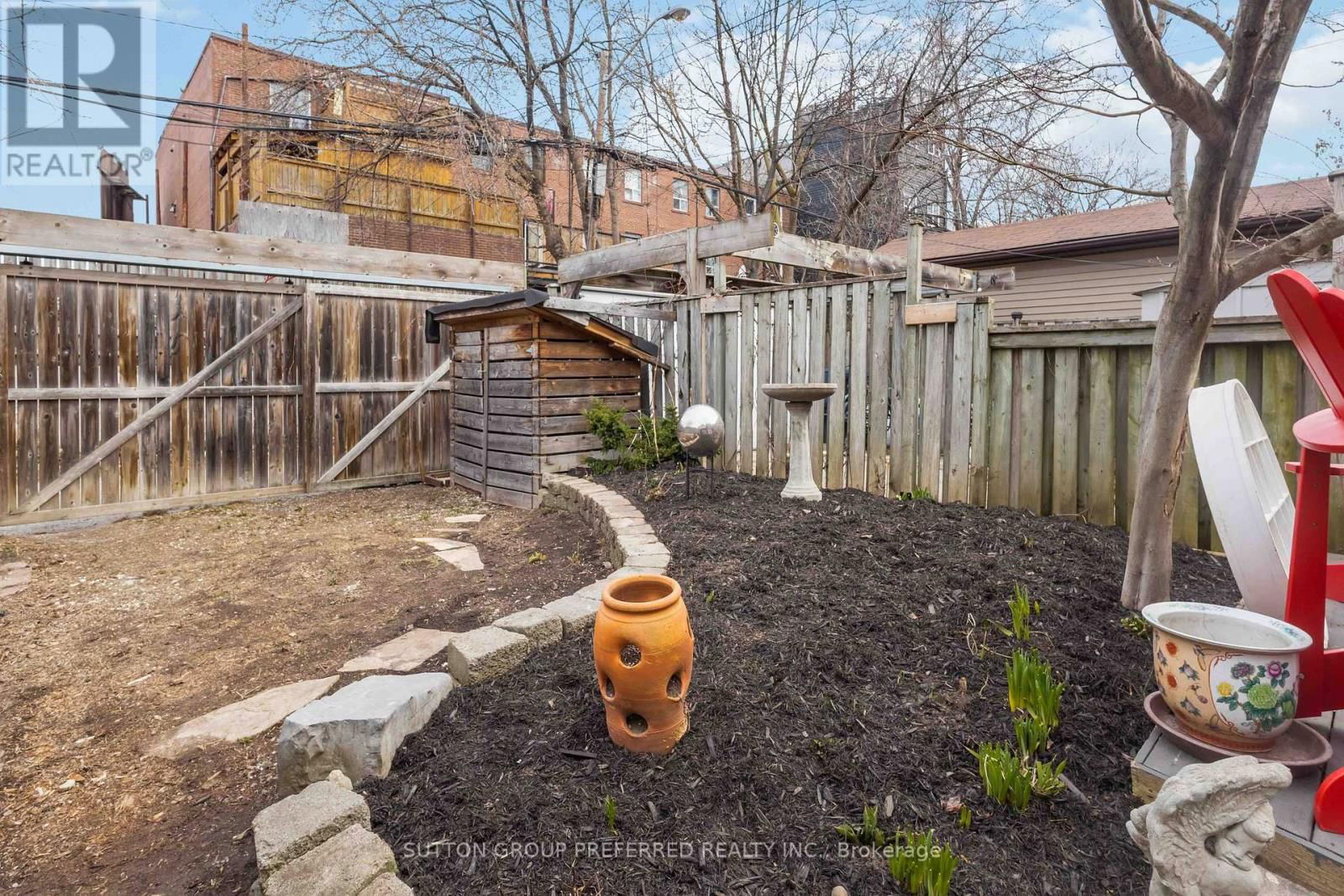 42 CHATHAM AVENUE Image 33