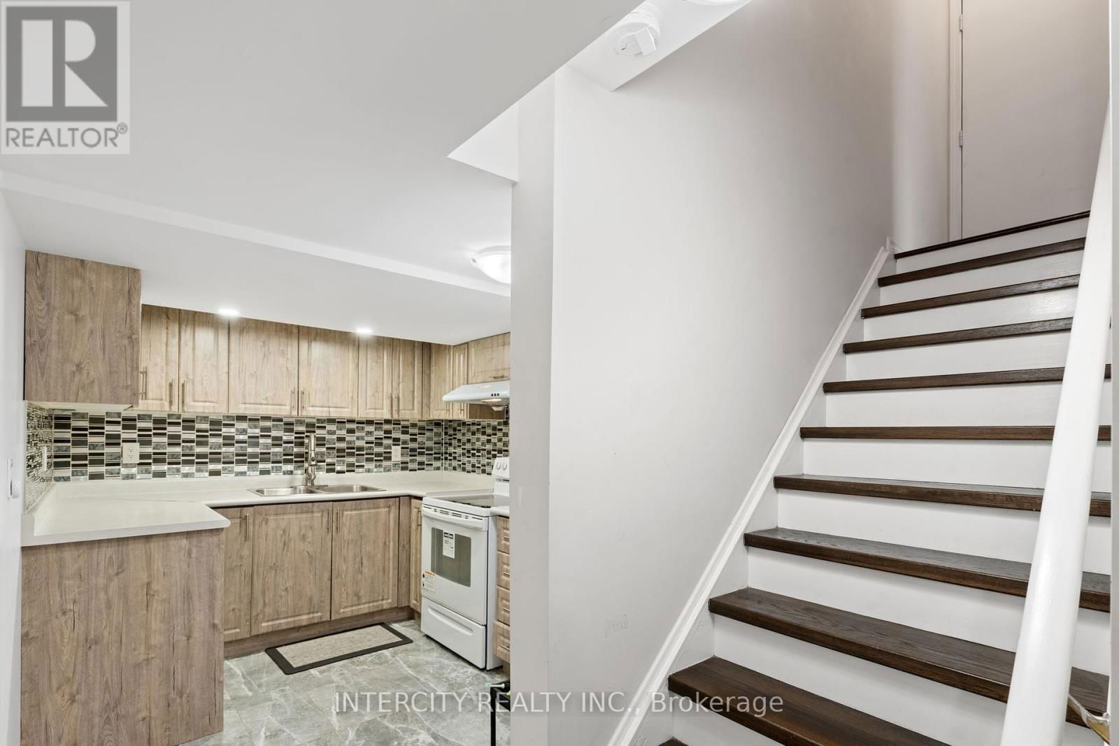 95 NIGHTSTAR ROAD Image 2
