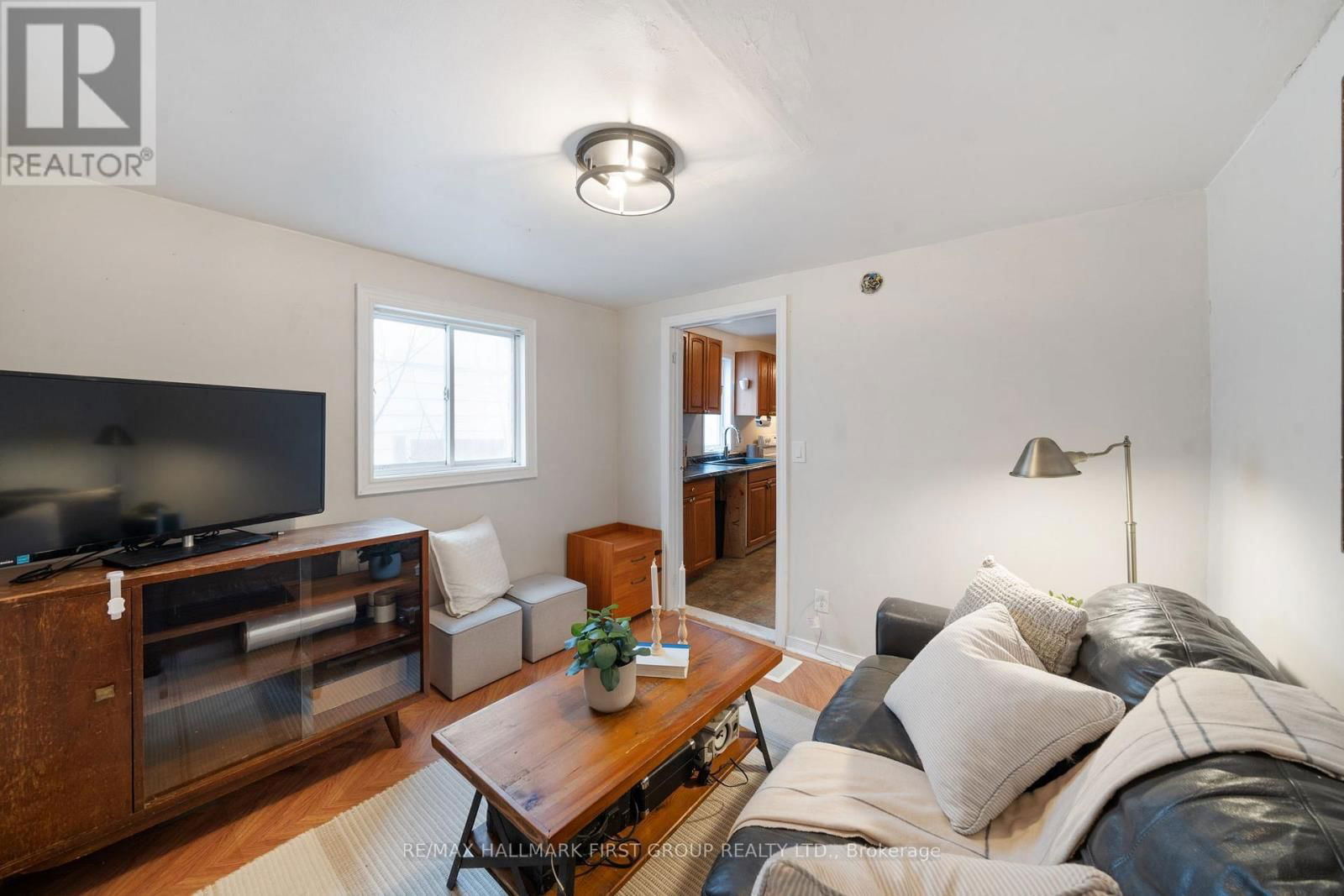 283 PARK ROAD SOUTH Image 16