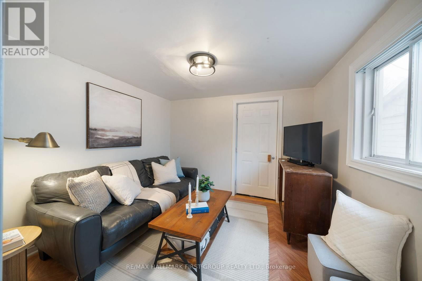 283 PARK ROAD SOUTH Image 17