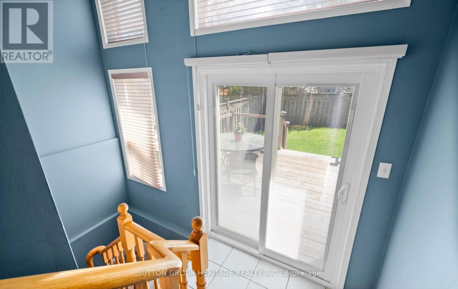 33 SOUTHWELL AVENUE Image 27