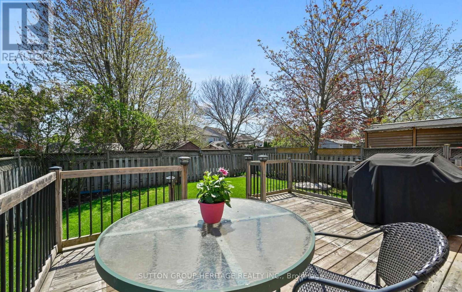 33 SOUTHWELL AVENUE Image 28