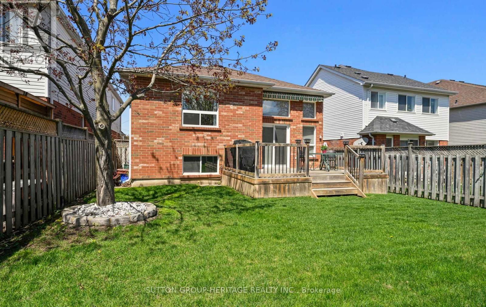 33 SOUTHWELL AVENUE Image 30