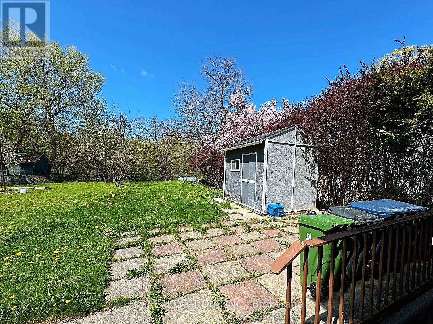 6 ROSEMOUNT DRIVE Image 17